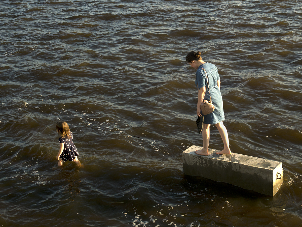 Claudine Doury-Prix photographique Marc Ladreit de Lacharrière avec l'Académie des beaux arts. Une odyssée sibérienne.Les grandes eaux, Khabarovsk 2018